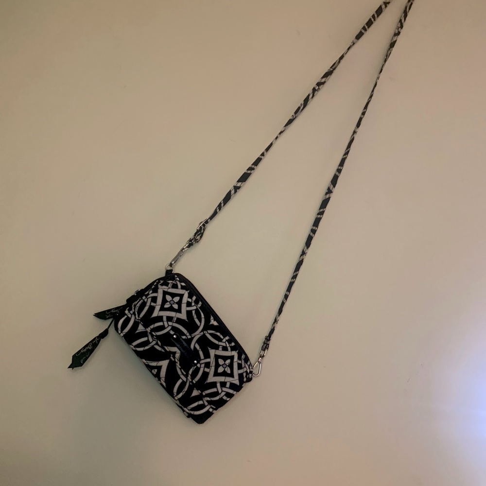 Vera Bradley cross body brand new with tags!